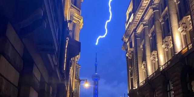 ld平台防雷解析上海东方明珠“接闪”